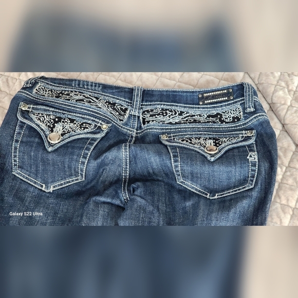 L.A. Idol Blue Boot Cut Jeans with Ornate Embellishments - Picture 2 of 6